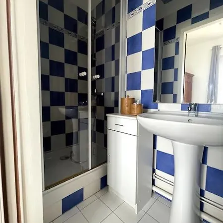 Διαμέρισμα Vue Mer, 2 Et 2 Sdb. *